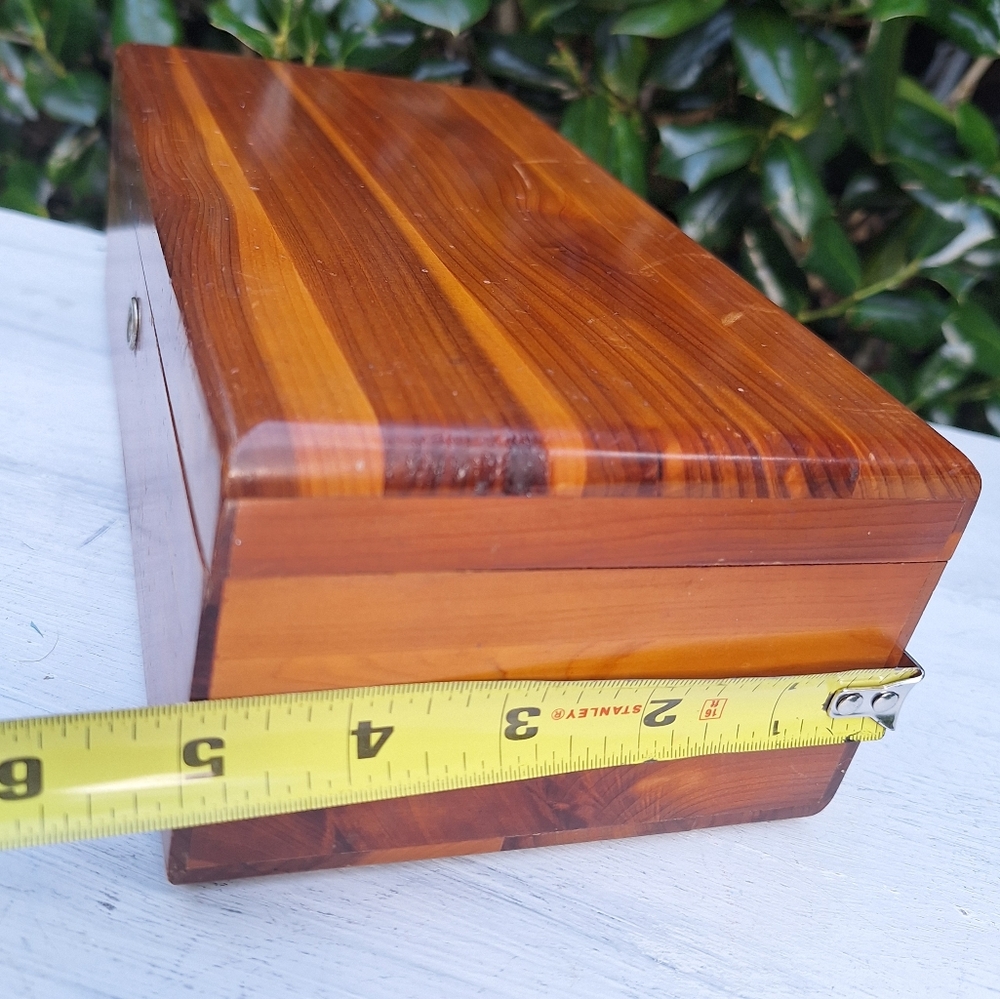 Vintage Cedar Chest Wood Box with Hinged Lid Trinket Jewelry Boxes Wooden - Picture 11 of 16